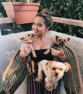 Stella Hudgens pic #1066334